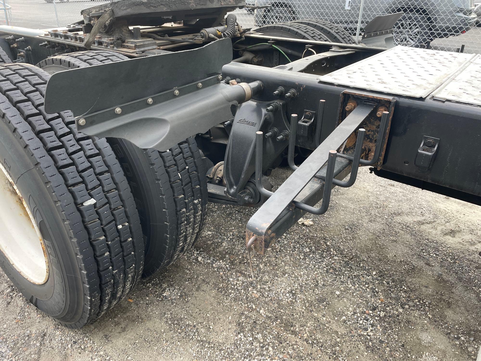 2017 Freightliner Sleeper Road Tractor