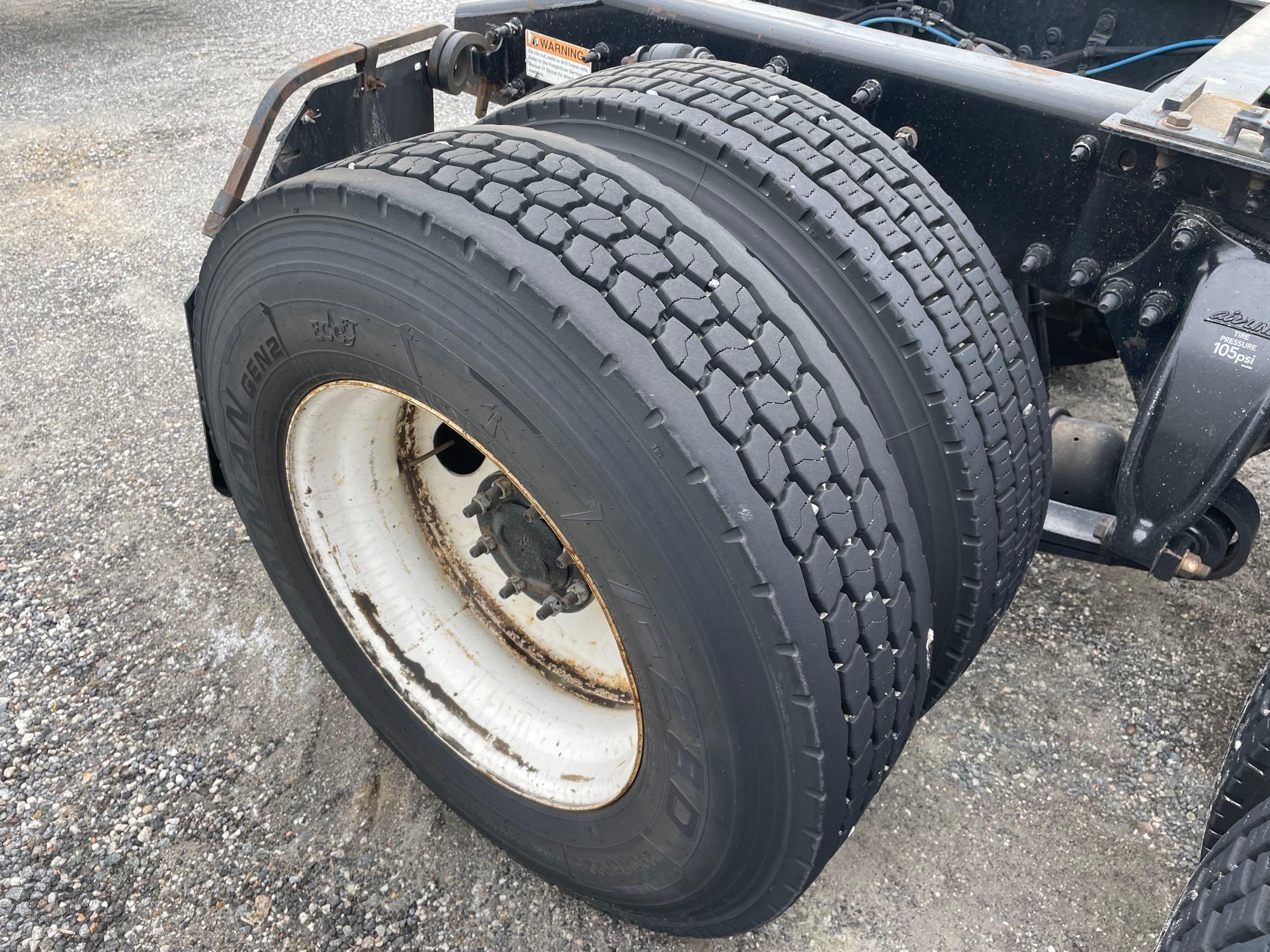 2017 Freightliner Sleeper Road Tractor