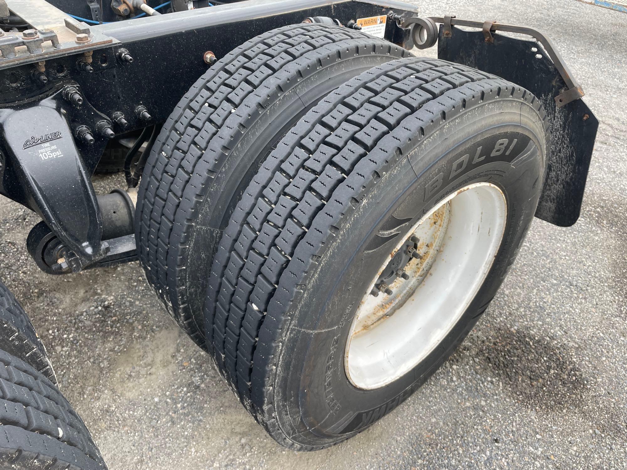 2017 Freightliner Sleeper Road Tractor