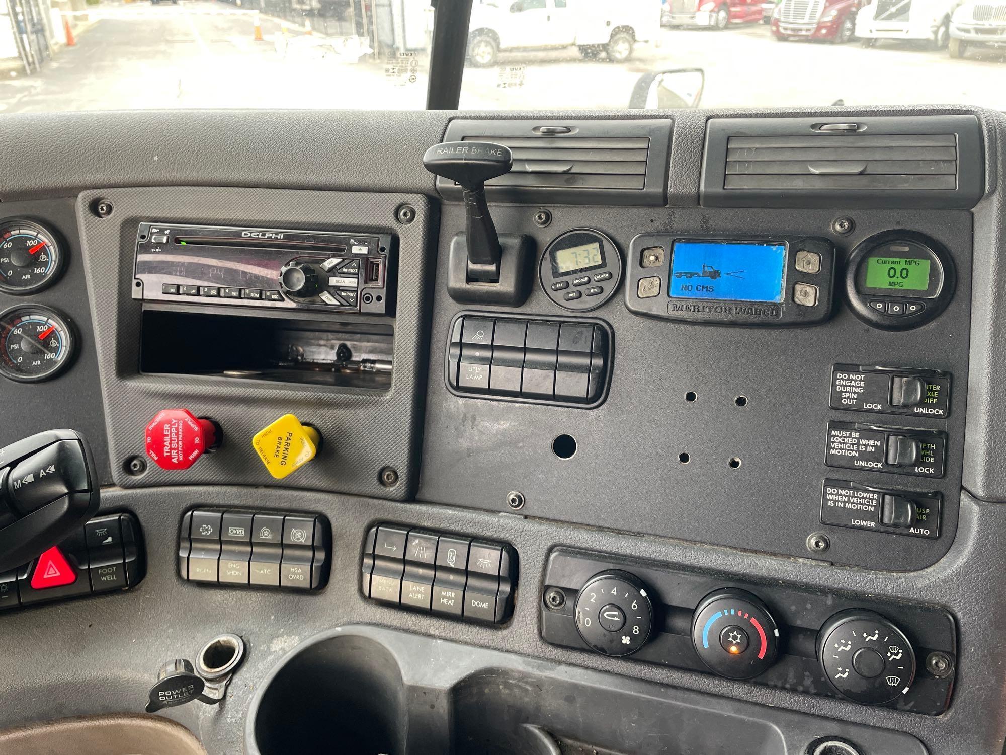 2017 Freightliner Sleeper Road Tractor