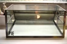 Glass counter top pie case