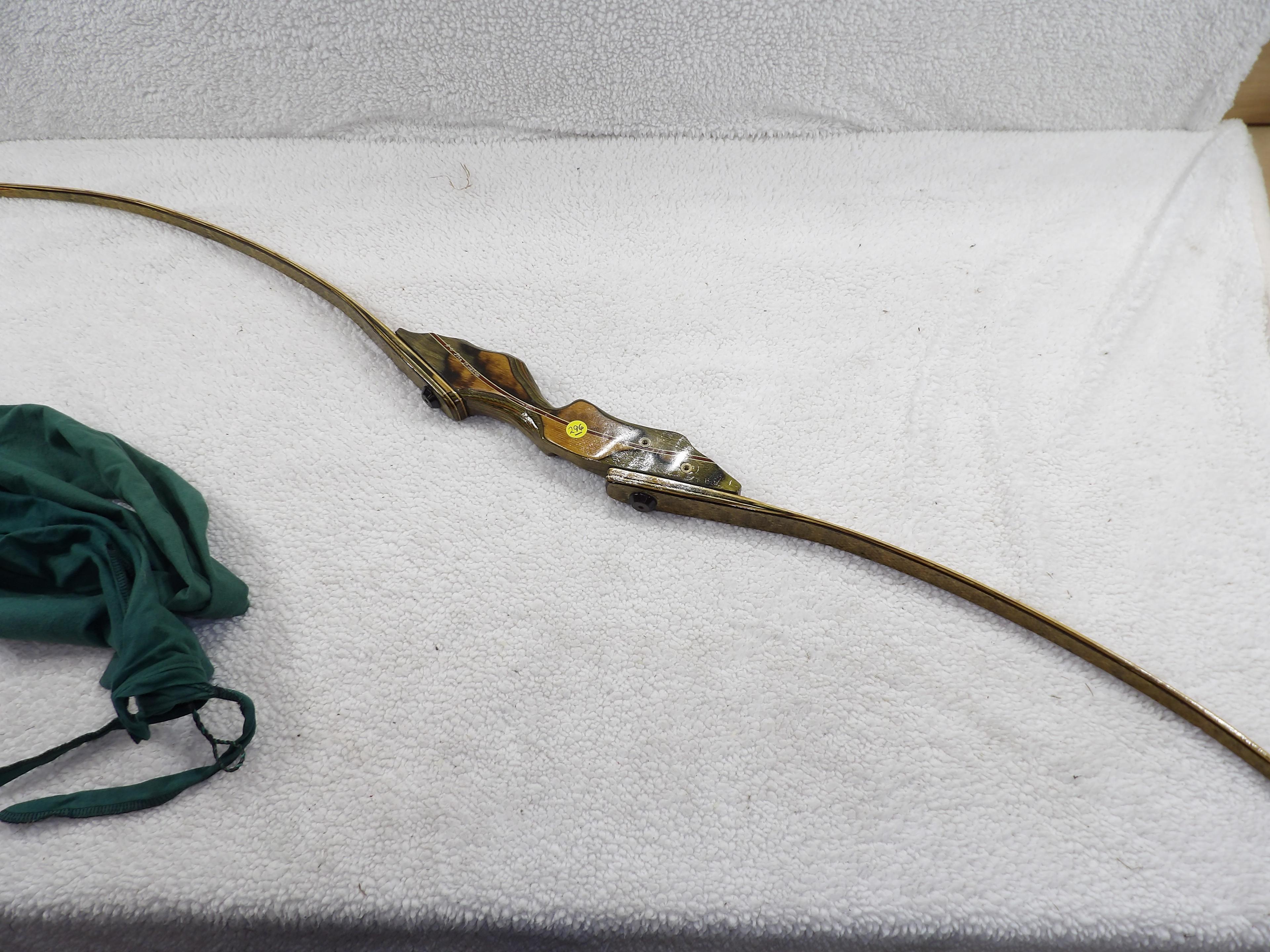 Little Smokey Recruve Bow w/Socke 61" Unstrung Length