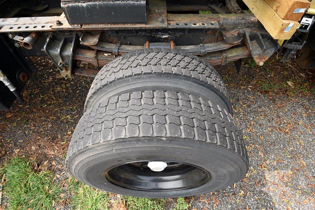 1998 International 8100 Single Axle Tractor