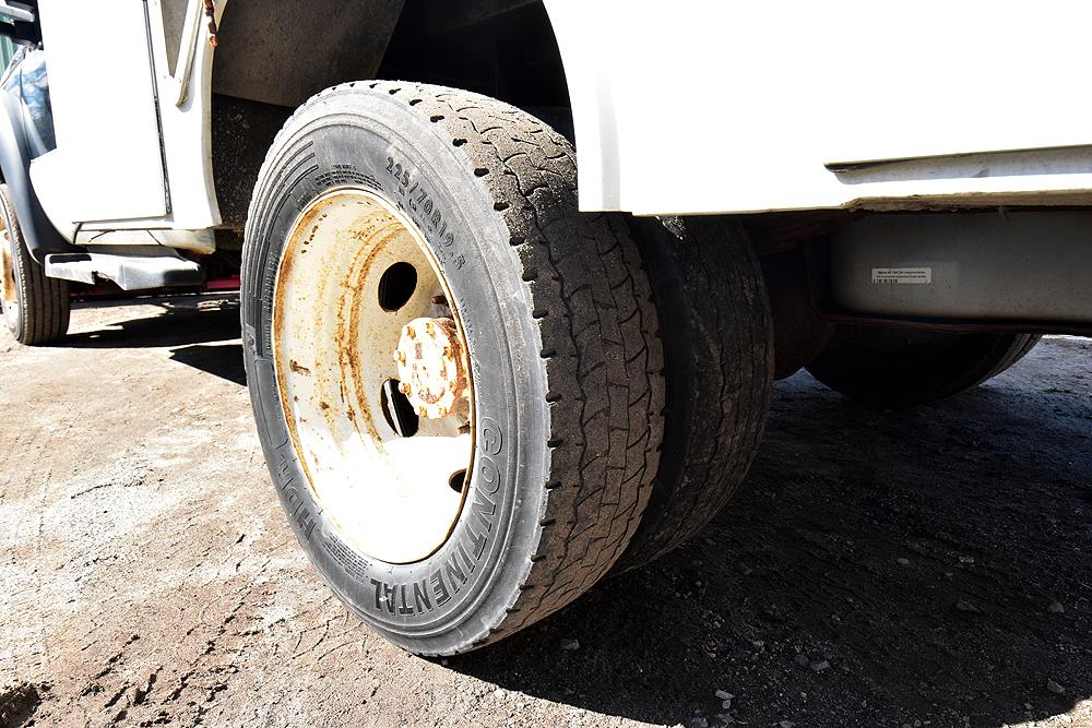 2011 Ford F-450SD w/ Fisher Stormguard Plow