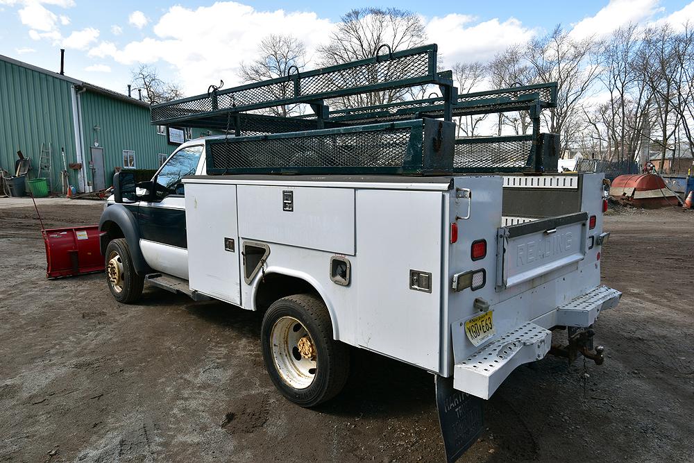 2011 Ford F-450SD w/ Fisher Stormguard Plow