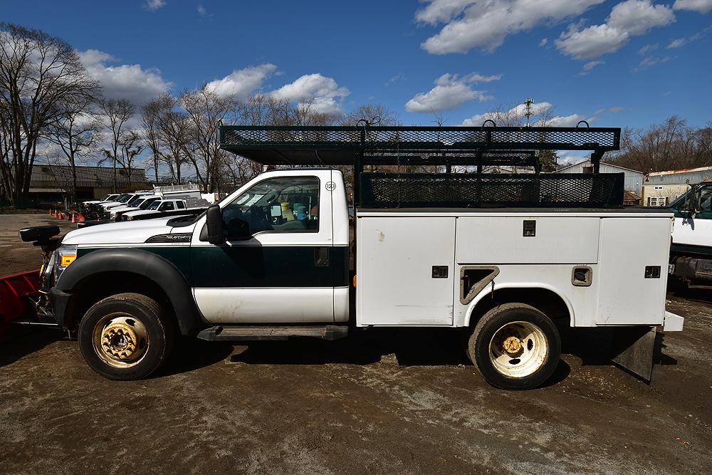 2011 Ford F-450SD w/ Fisher Stormguard Plow