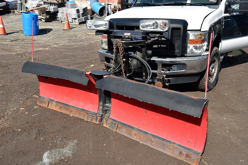 2009 Ford F-250 SD, 4WD w/ Dump Body Insert, Western MVP Plus V-Plow