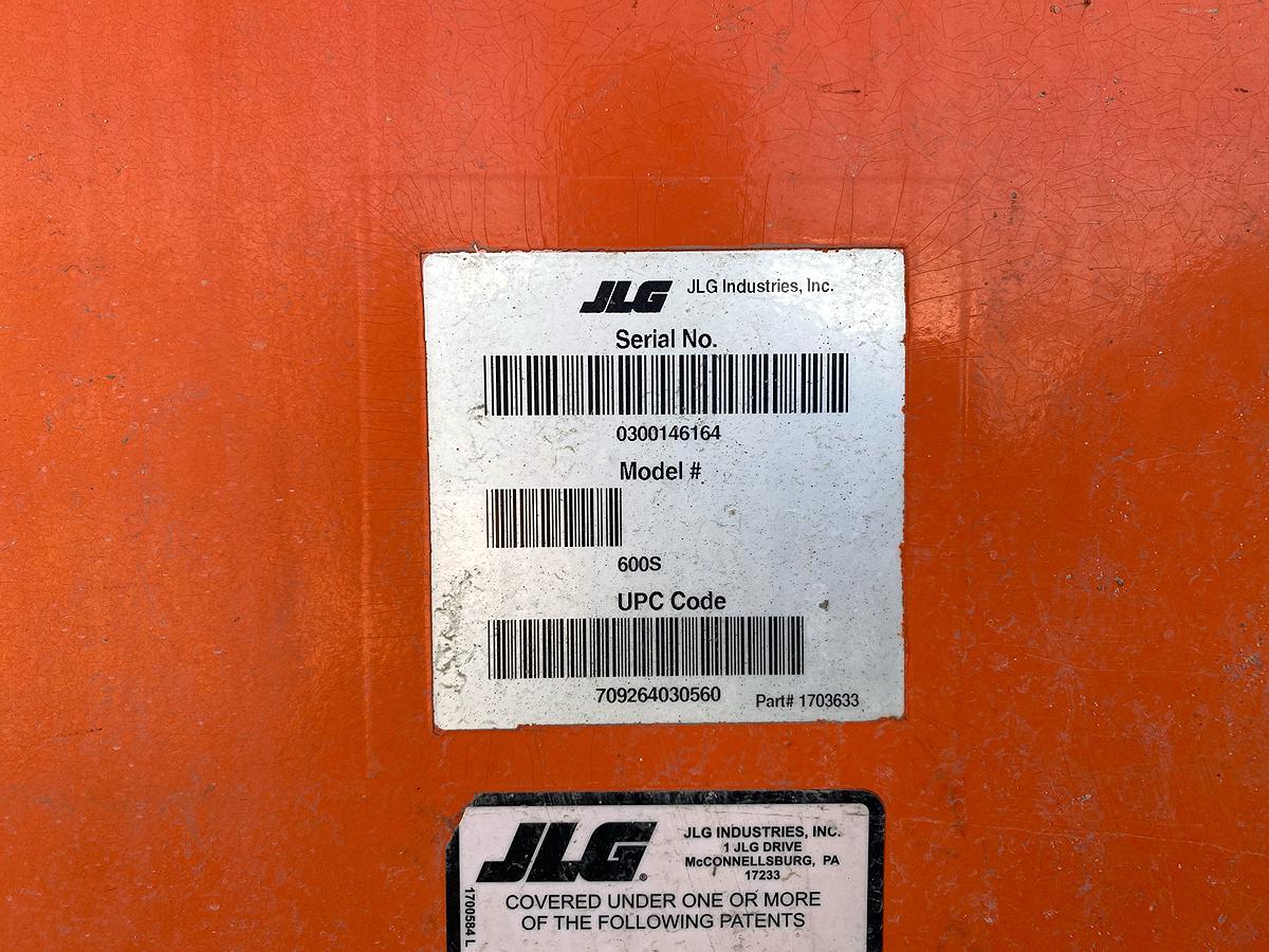 JLG 600S Telescopic Boom Lift