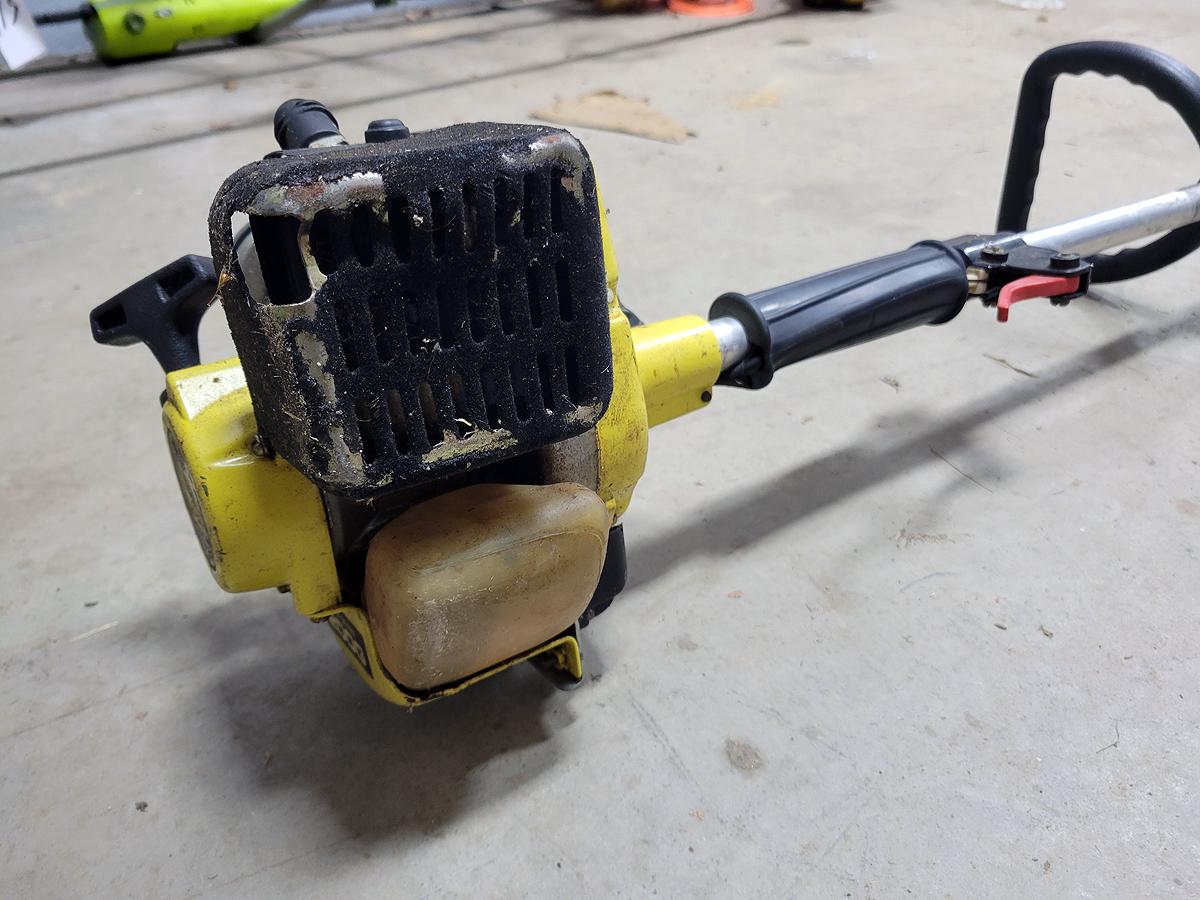 John deere 200g