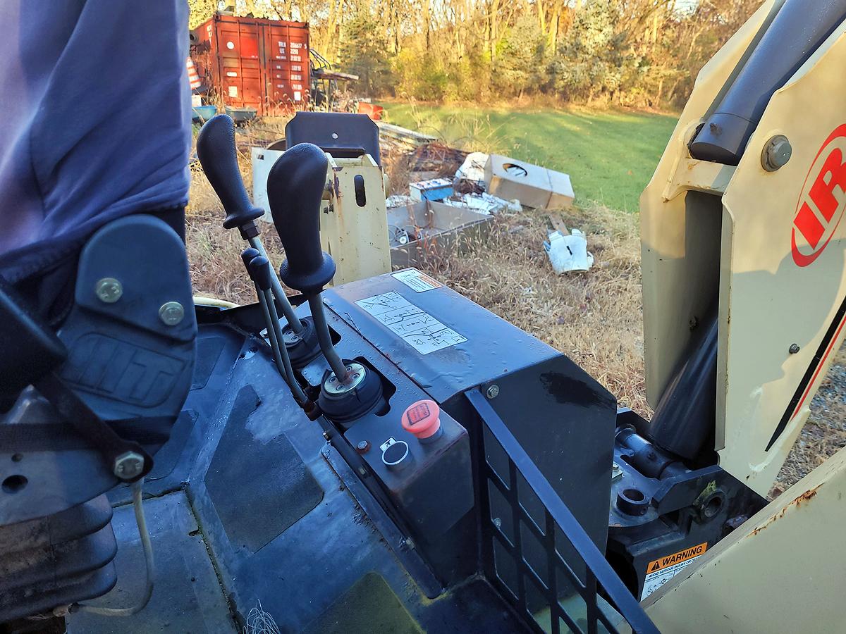 Ingersoll Rand BL370 Backhoe Loader