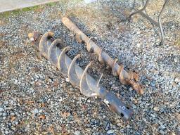 Bobcat Hydraulic Auger attatchment w/ 2" drive hex head and (2) Auger Drill bits