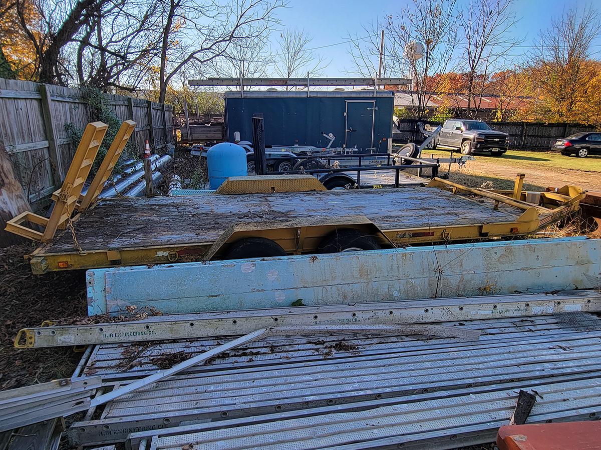 1997 Hudson HSE16 16' 4-ton Dovetail Dual Axle Flatbed Utility Trailer