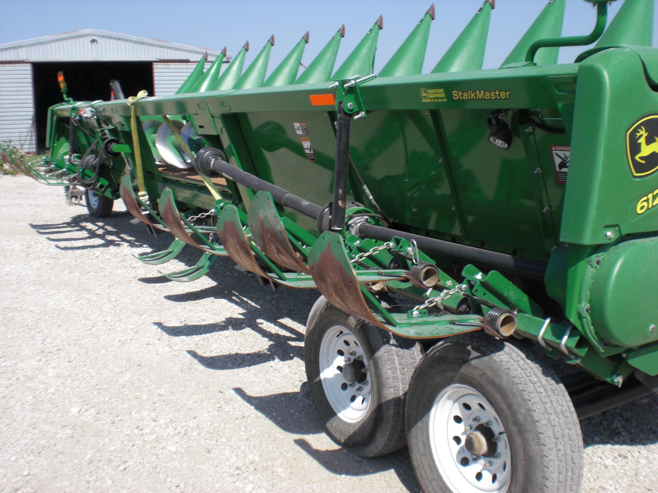 2016  12-30 JD corn head