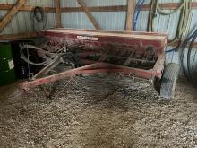 10' International Harvester drill
