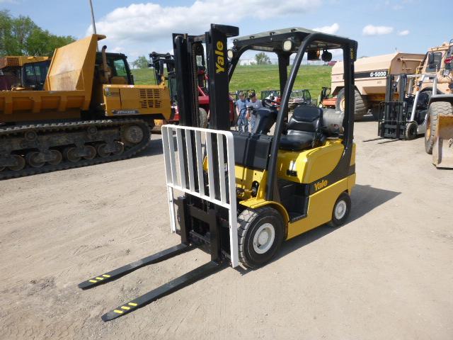 11 Yale 40VX GLP040SVXNURV084 Forklift (QEA 4462)