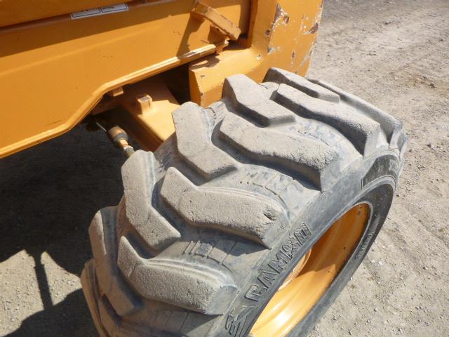 06 Case 588G Forklift (QEA 5286)