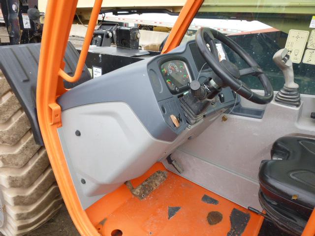 16 JLG 1055 Telehandler (QEA 5822)