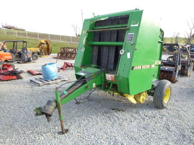 John Deere 335 Round Baler (QEA 4074)