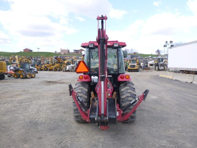 19 Mahindra 2655SH Tractor w/Loader (QEA 4173)