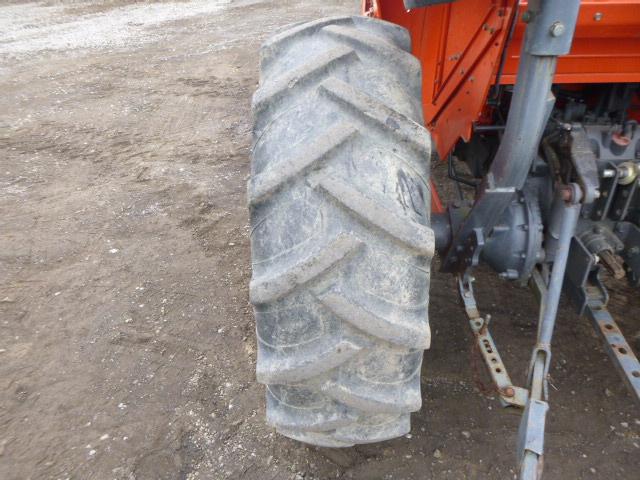 Kubota L4740 Tractor (QEA 4254)