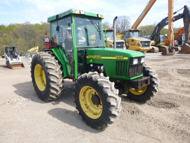 98 John Deere 5510 Tractor (QEA 5749)