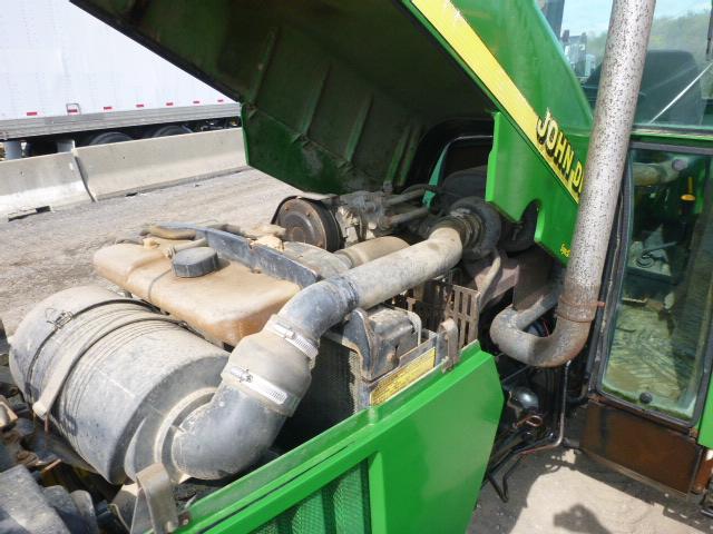 98 John Deere 5510 Tractor (QEA 5749)