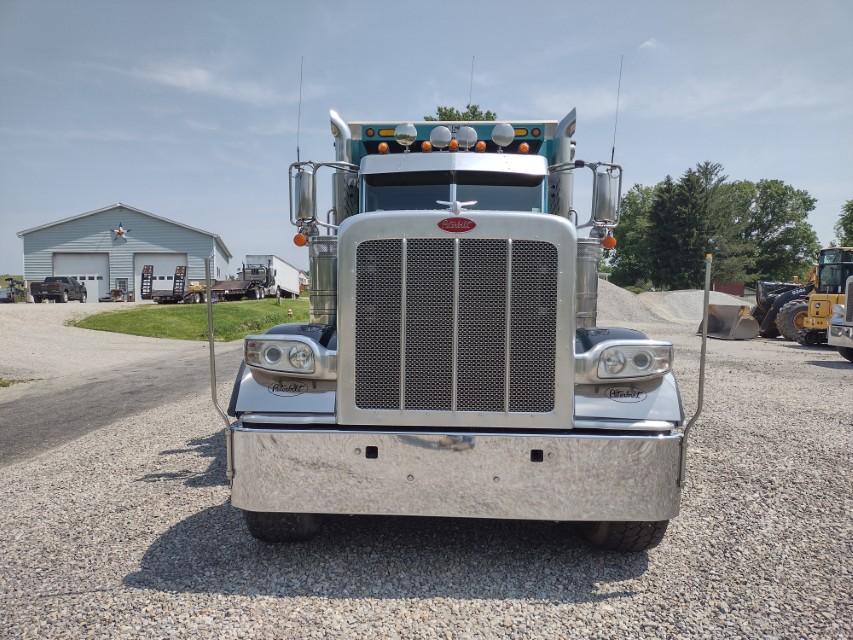 15 Peterbilt 389 Tri Axle Dump Truck^TITLE^ (QEA 5406)