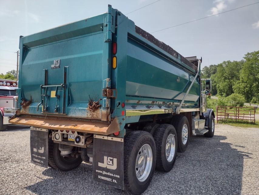 15 Peterbilt 389 Tri Axle Dump Truck^TITLE^ (QEA 5406)