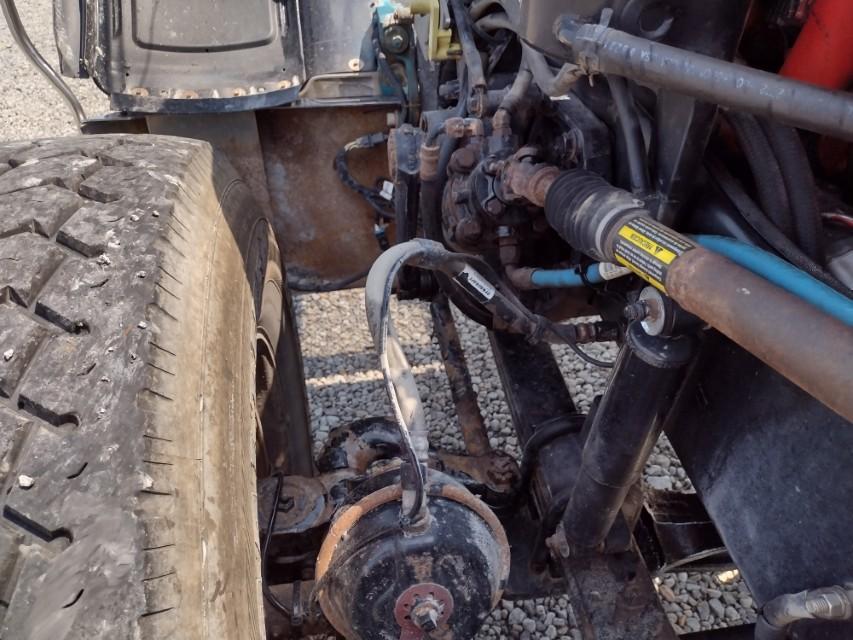 15 Peterbilt 389 Tri Axle Dump Truck^TITLE^ (QEA 5406)