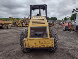 05 Cat CS-533E Smooth Drum Compactor (QEA 9346)