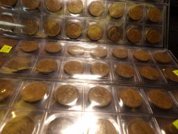 (160) Lincoln Head Cents 1929-1944 in Coin Pages.