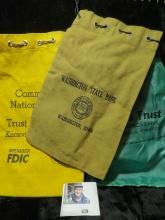 Draw String Bank Bag "Community National Bank and Trust Company Knoxville, Iowa 50138"; draw string