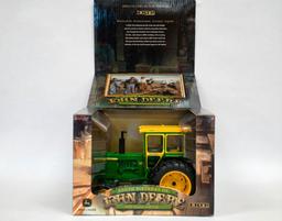 ERTL JOHN DEERE 4520 TOY TRACTOR