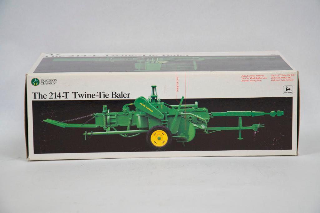 JOHN DEERE 214-T TWINE-TIE TOY BALER