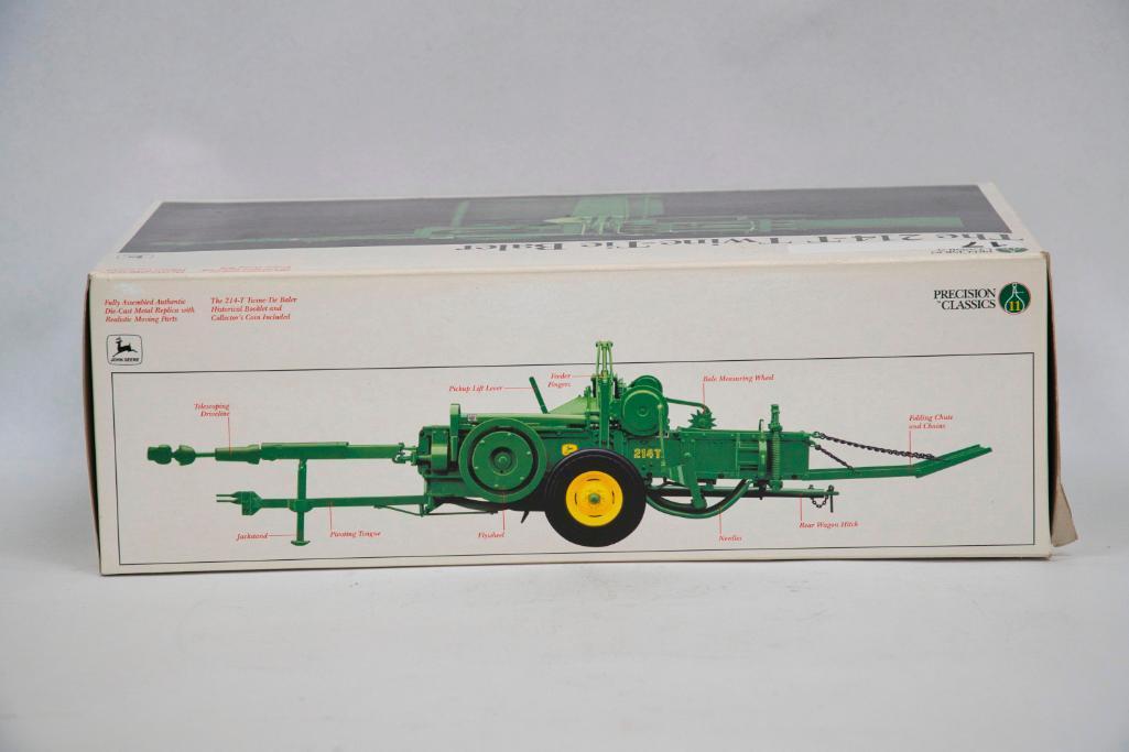 JOHN DEERE 214-T TWINE-TIE TOY BALER