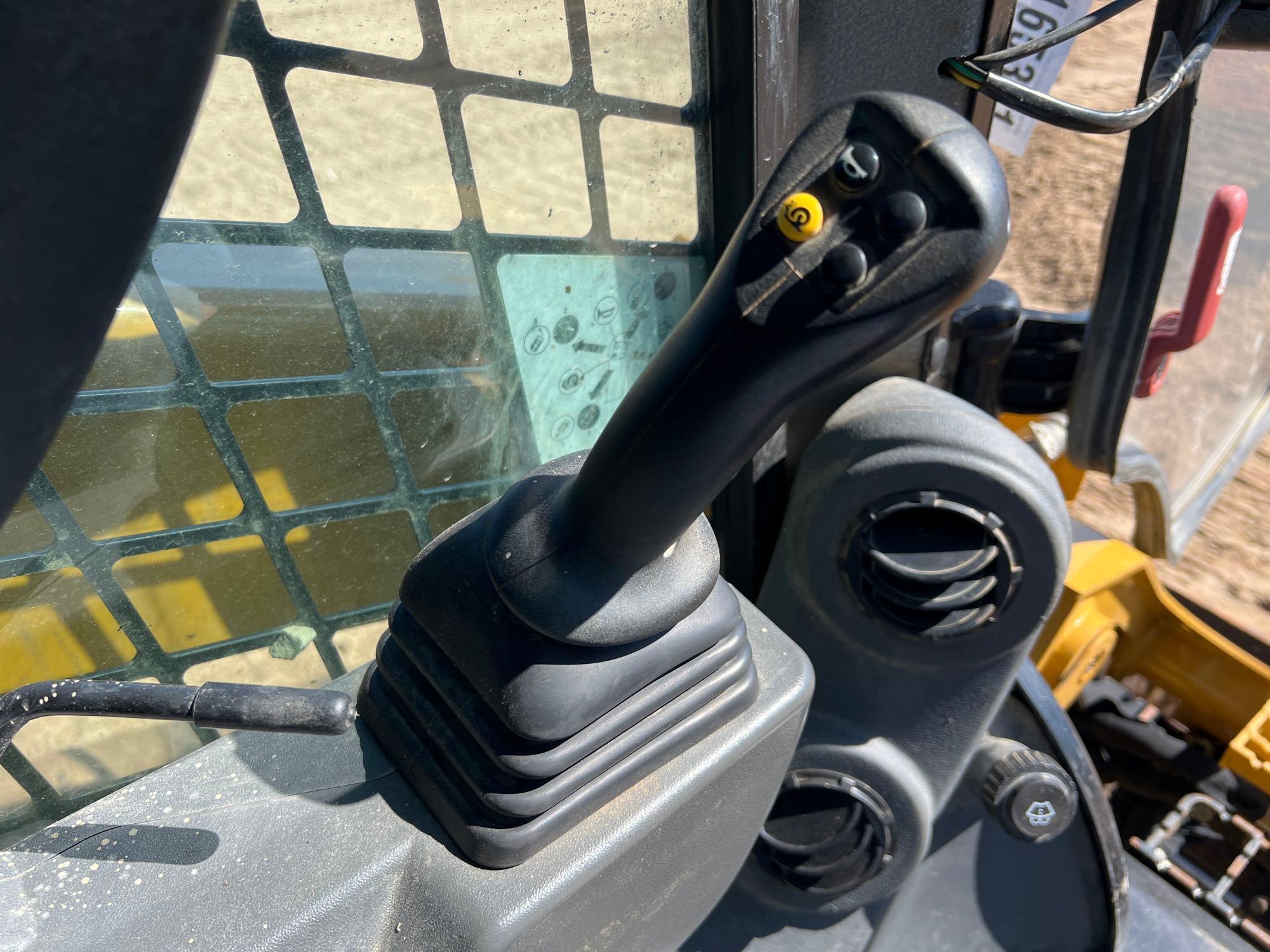 2021 CATERPILLAR 299D3 SKID STEER