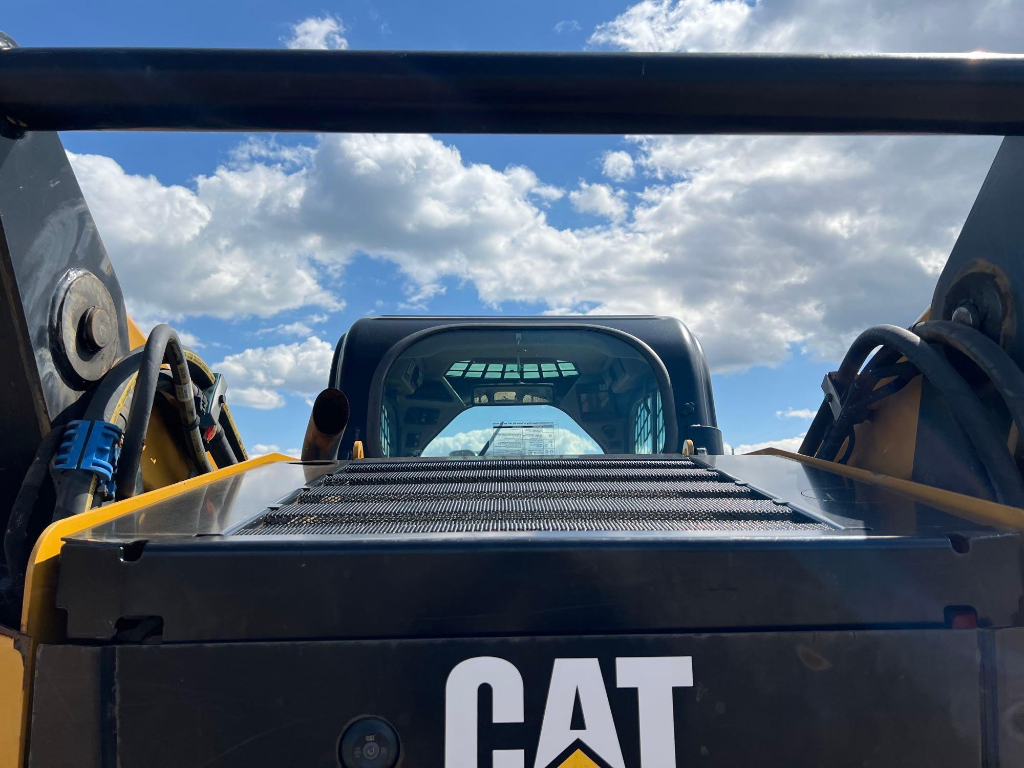 2016 CATERPILLAR 289D SKID STEER