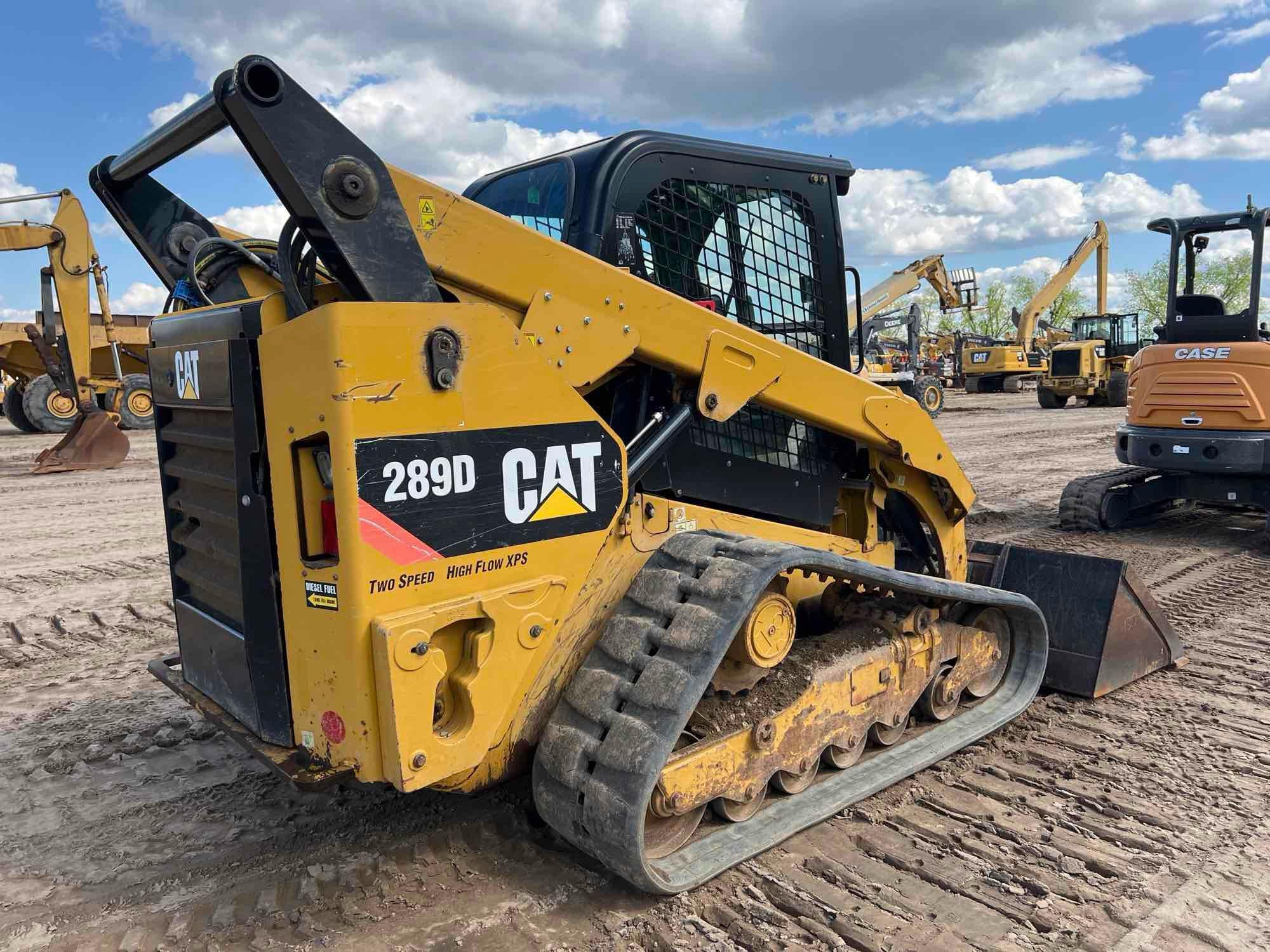 2016 CATERPILLAR 289D SKID STEER