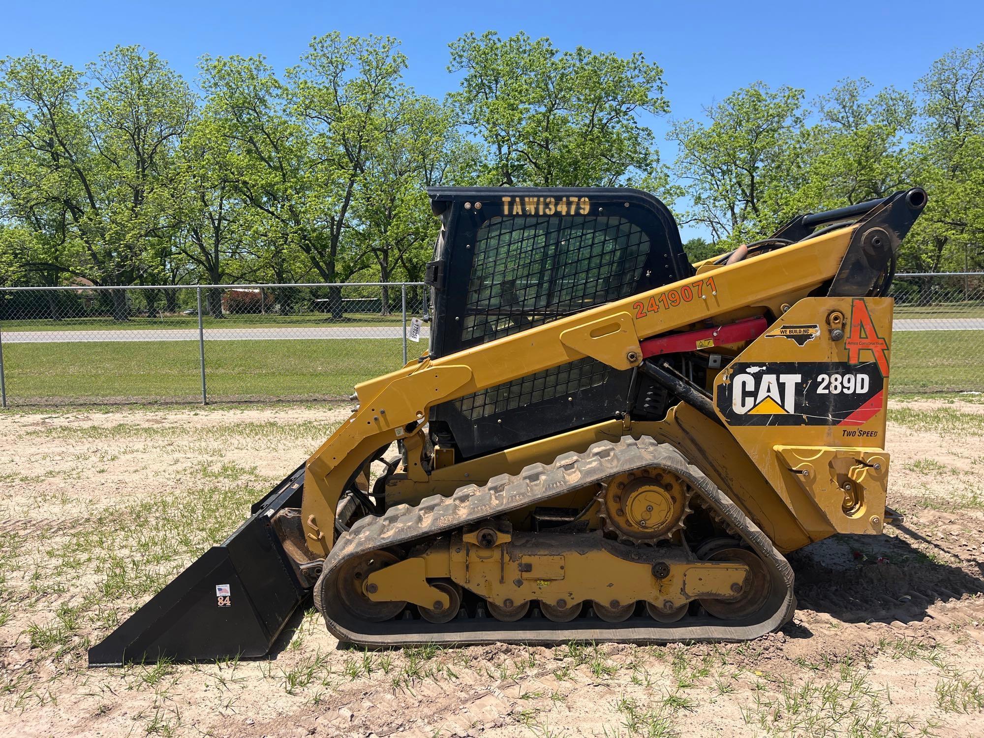 2017 CATERPILLAR 289D SKID STEER