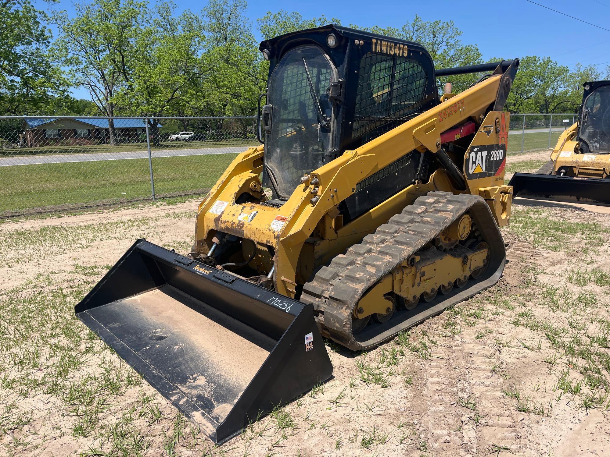 2017 CATERPILLAR 289D SKID STEER