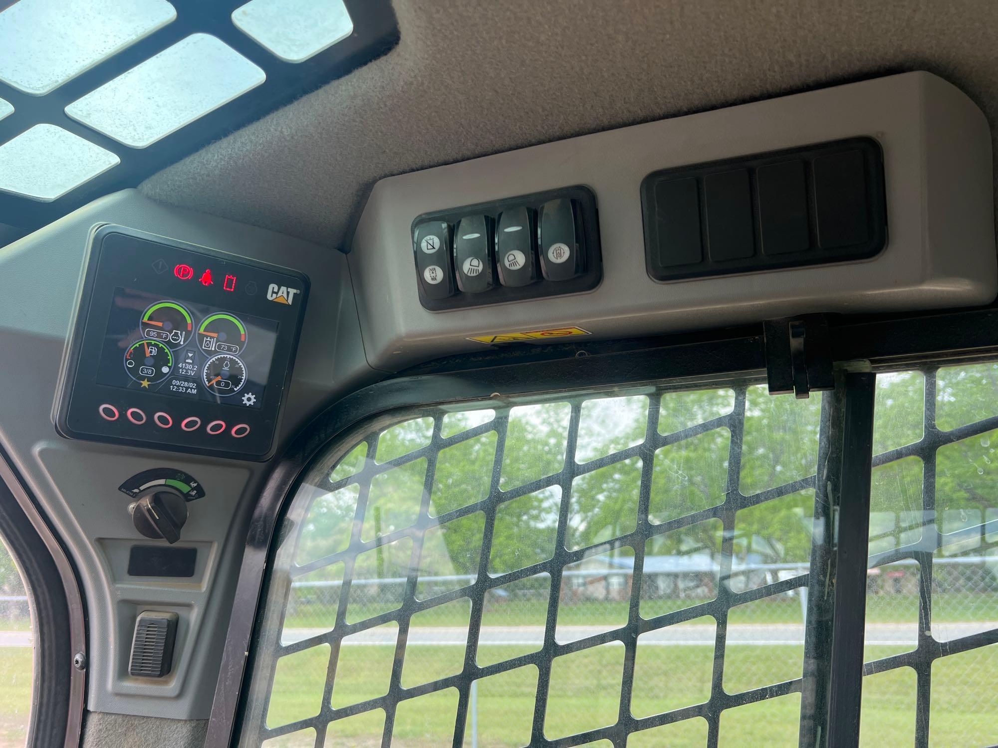 2015 CATERPILLAR 289D SKID STEER