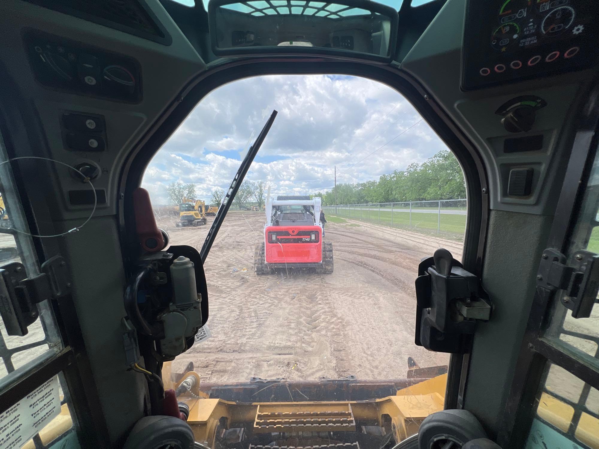 2015 CATERPILLAR 289D SKID STEER