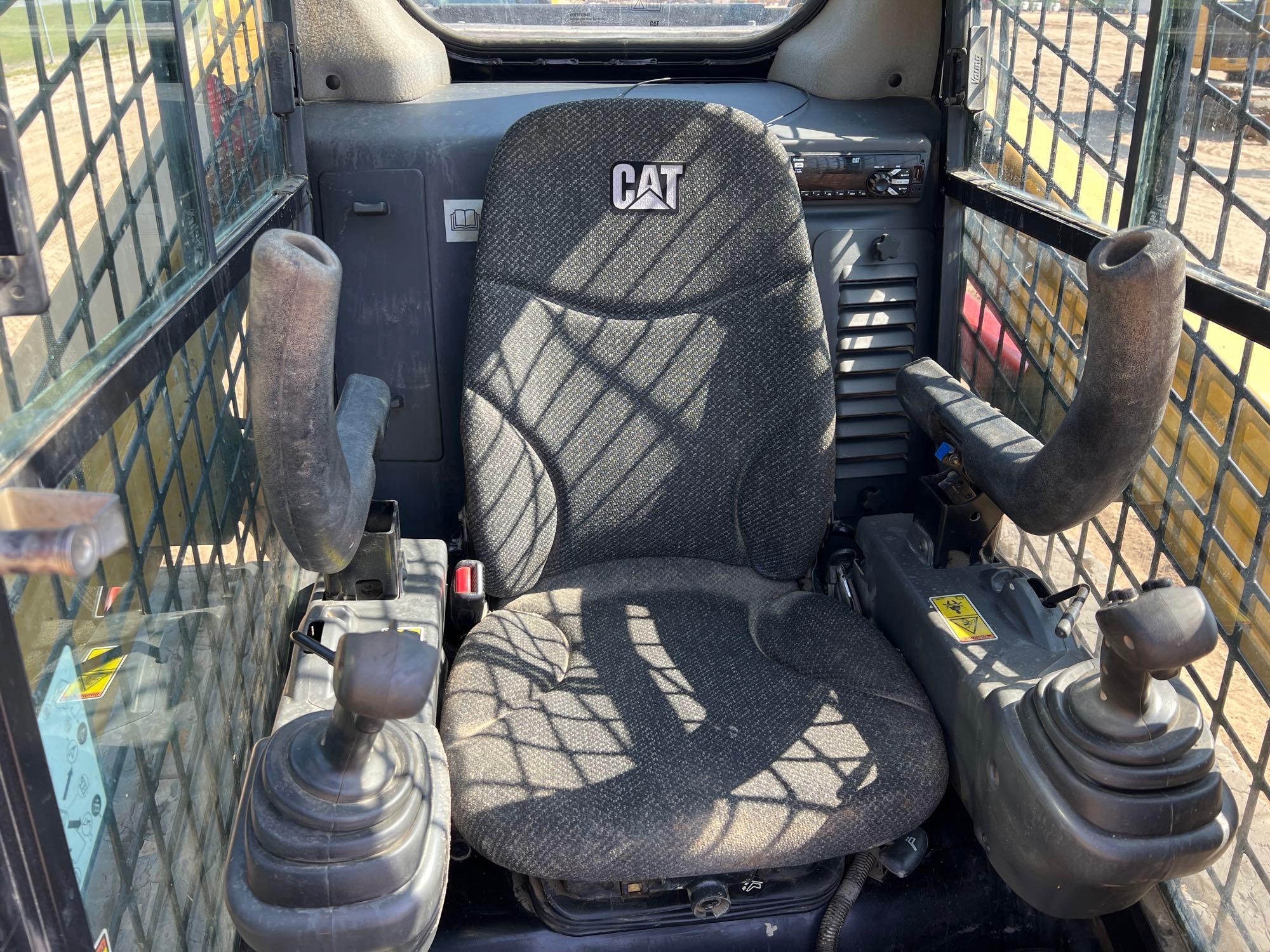 2018 CATERPILLAR 259D SKID STEER