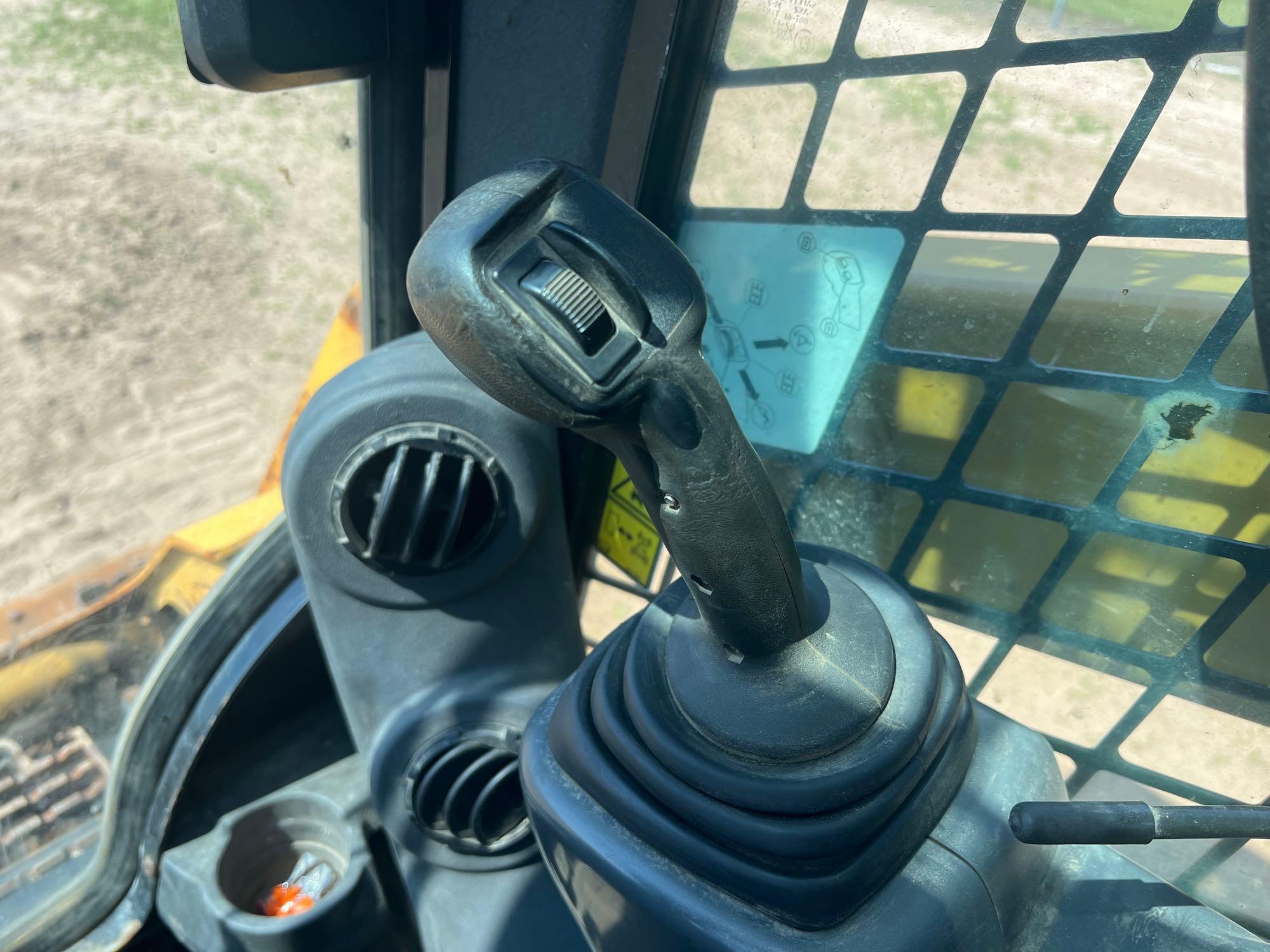 2017 CATERPILLAR 259D SKID STEER