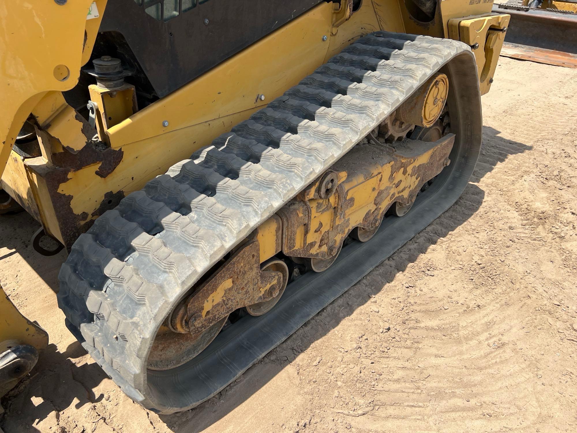 2018 CATERPILLAR 259D SKID STEER