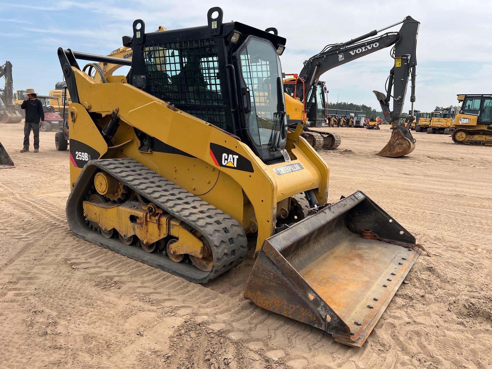 2012 CATERPILLAR 259B3 SKID STEER