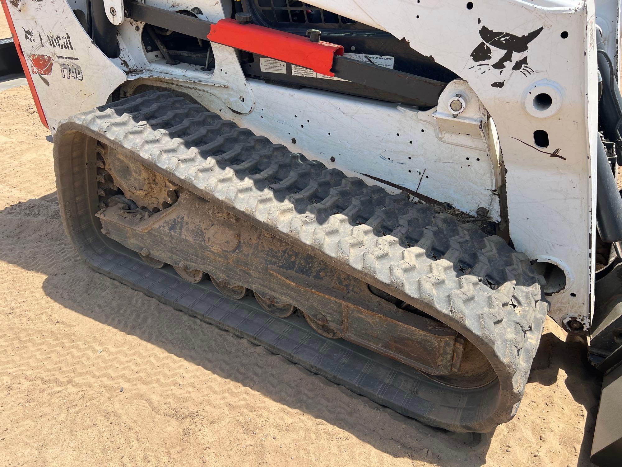 2021 BOBCAT T740 SKID STEER