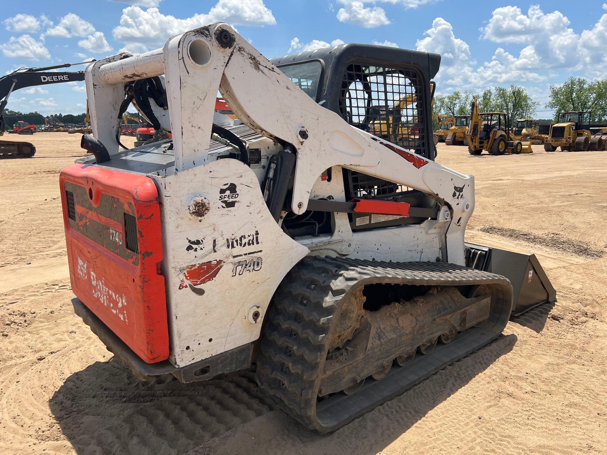 2021 BOBCAT T740 SKID STEER