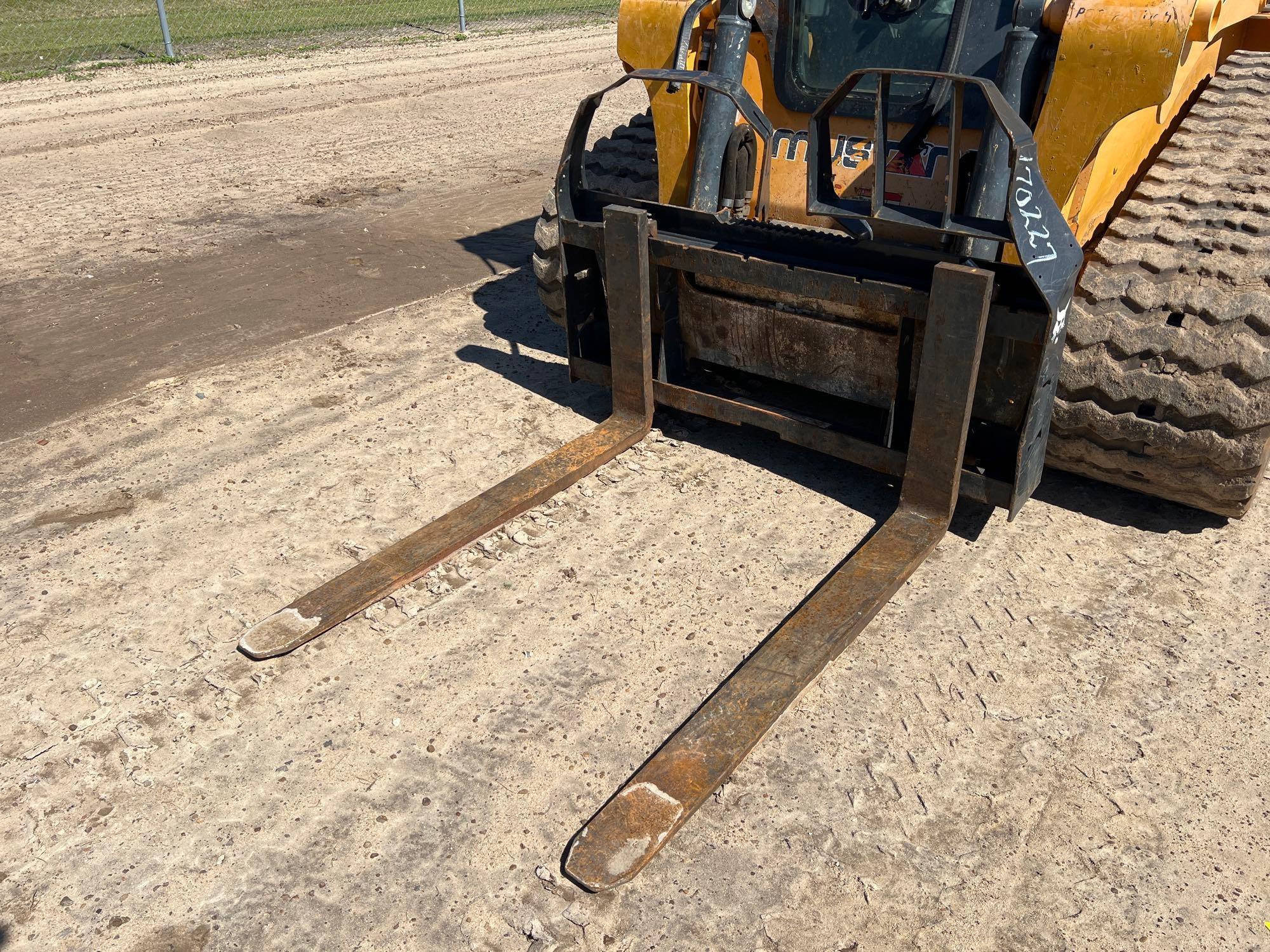 2017 MUSTANG 1650RT SKID STEER