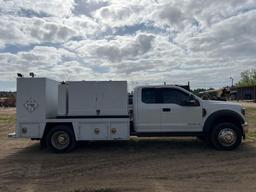 2017 FORD F-550 XL EXT CAB LUBE TRUCK